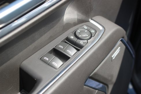 Used 2022 GMC Sierra 1500 SLT w/ SLT Convenience Package image 16