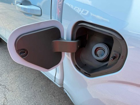 New 2025 Chevrolet Colorado Z71 w/ Technology Package image 23