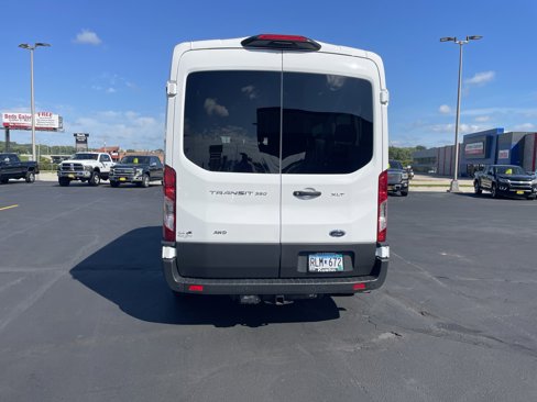 Used 2024 Ford Transit 350 XLT image 4