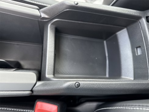 New 2025 Volkswagen Tiguan SE image 36