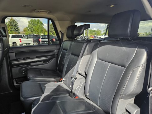 Used 2023 Ford Expedition Max XLT image 12