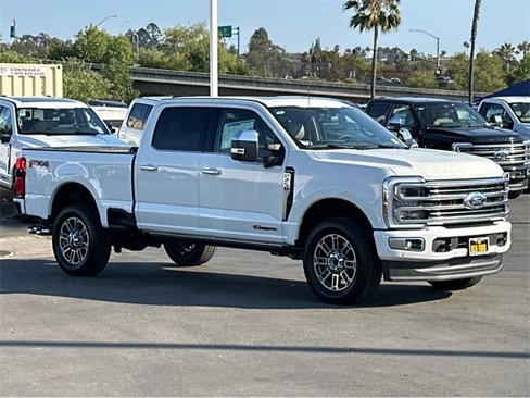 New 2025 Ford F250 Platinum w/ Platinum Plus Package image 3