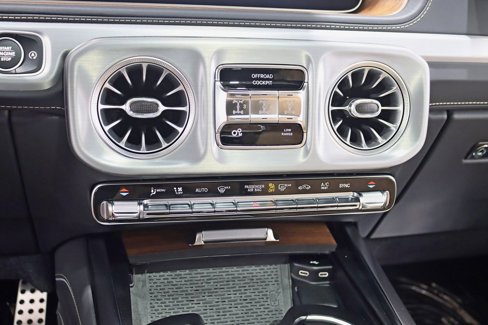 Used 2025 Mercedes-Benz G 550 image 28