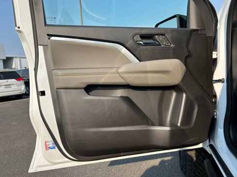 New 2026 Chevrolet Colorado ZR2 w/ Technology Package image 22