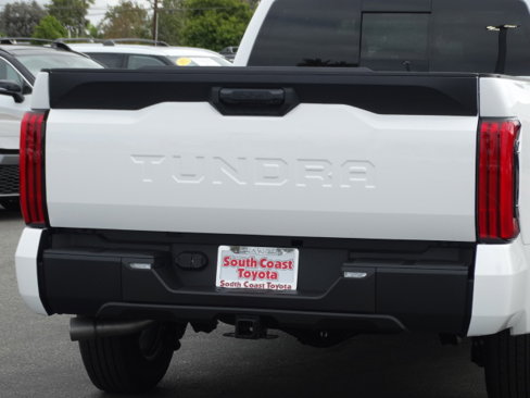 New 2026 Toyota Tundra SR image 7