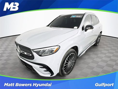 Used 2025 Mercedes-Benz GLC 300 4MATIC image 1