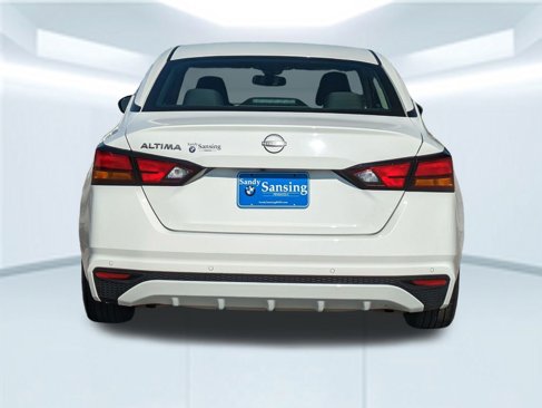 Used 2024 Nissan Altima 2.5 S image 4