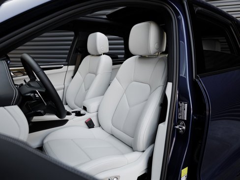 New 2026 Porsche Macan image 5