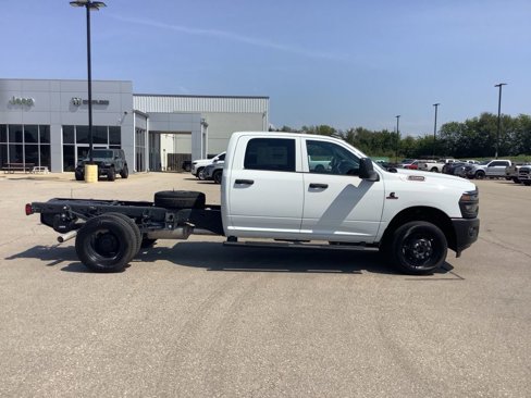 New 2026 RAM 3500 Tradesman image 8