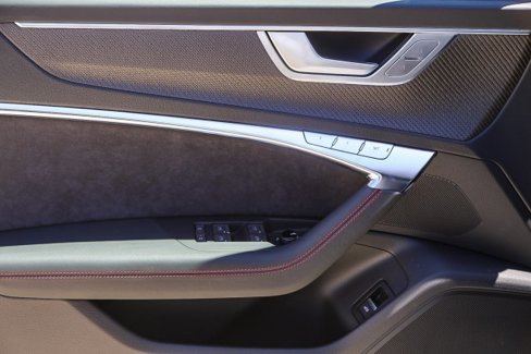 New 2025 Audi RS 6 performance image 20