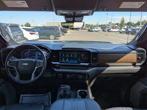 Certified 2024 Chevrolet Silverado 1500 High Country w/ Technology Package image 32