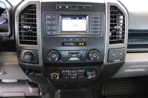 Used 2022 Ford F550 4x4 Crew Cab Super Duty w/ Power Equipment Group image 21