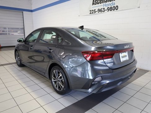 Used 2024 Kia Forte LXS image 11