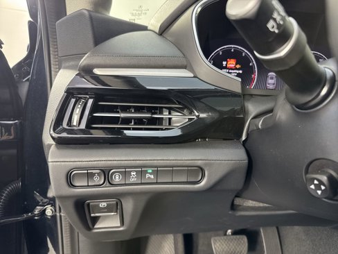 Certified 2025 Acura MDX w/ Technology Package image 14