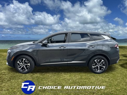 Used 2024 Kia Sportage EX image 3