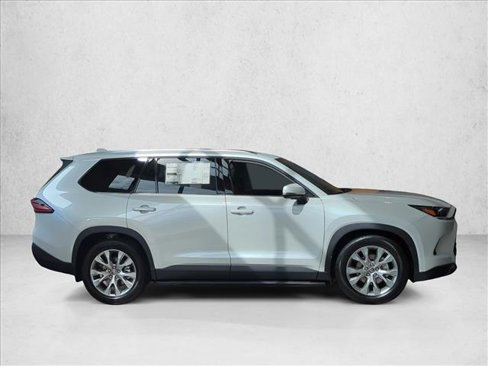 New 2026 Toyota Grand Highlander Limited image 4
