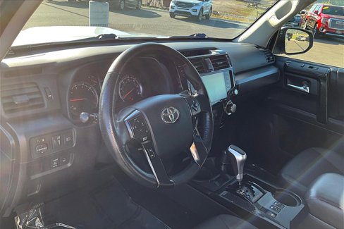 Used 2024 Toyota 4Runner TRD Off-Road Premium image 14