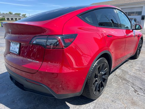 Used 2021 Tesla Model Y Long Range image 7