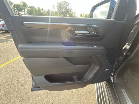 New 2026 Chevrolet Tahoe High Country image 23