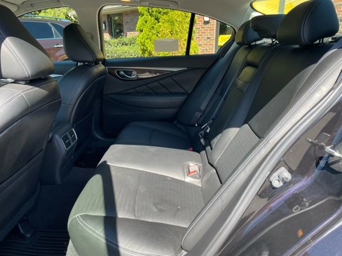 Used 2014 INFINITI Q50 Sport w/ Deluxe Touring Package image 40