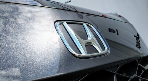 Used 2025 Honda HR-V LX image 2