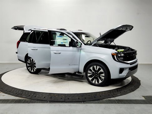 New 2025 Ford Expedition Platinum image 11