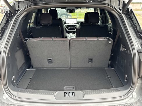 New 2025 Ford Explorer Platinum image 6