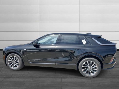 New 2026 Cadillac Lyriq Sport image 2