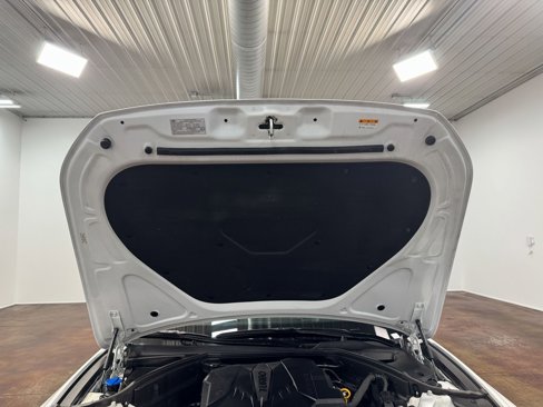 Used 2025 Genesis G70 2.5T image 90