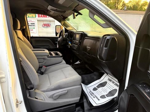 Used 2019 Chevrolet Silverado 2500 W/T image 17