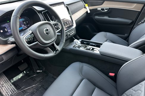 New 2026 Volvo XC90 B6 Plus image 9