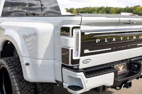 Used 2025 Ford F450 Platinum w/ Platinum Plus Package image 33