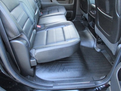 Used 2015 GMC Sierra 2500 Denali w/ Snow Plow Prep Package image 21