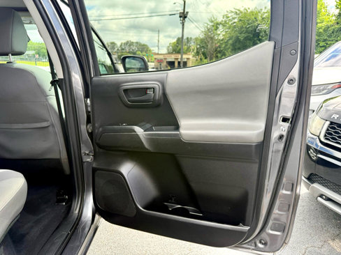 Used 2019 Toyota Tacoma SR w/ SR Convenience Package image 26
