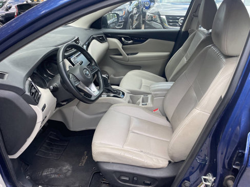 Used 2022 Nissan Rogue Sport SL image 9