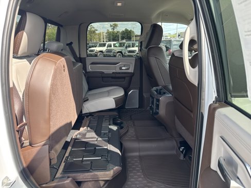 New 2025 RAM 3500 Laramie image 20