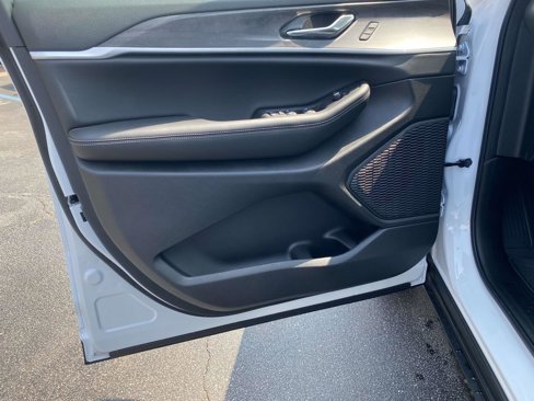 New 2025 Jeep Grand Cherokee L Limited image 18
