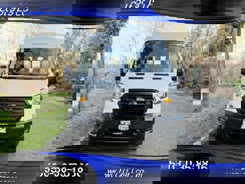 Used 2020 Ford Transit 250 Medium Roof image 4