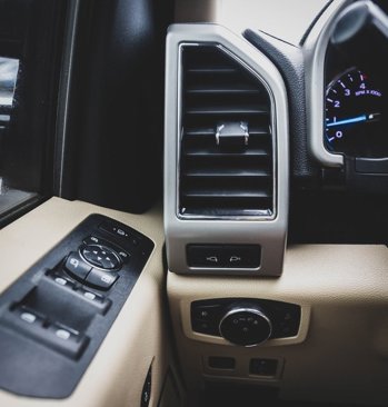 Used 2019 Ford F350 Lariat w/ Lariat Ultimate Package image 15