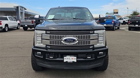 Used 2017 Ford F250 Platinum w/ Platinum Ultimate Package image 3