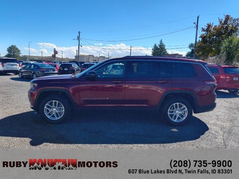 Used 2023 Jeep Grand Cherokee L Laredo image 4