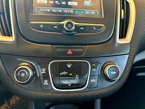 Used 2017 Chevrolet Malibu LS image 64