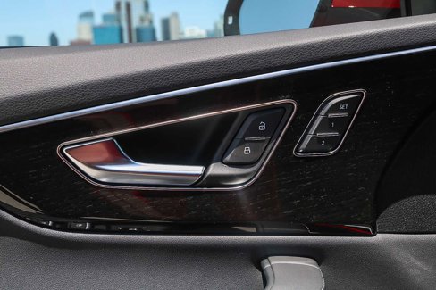 New 2025 Audi Q8 Premium Plus image 26