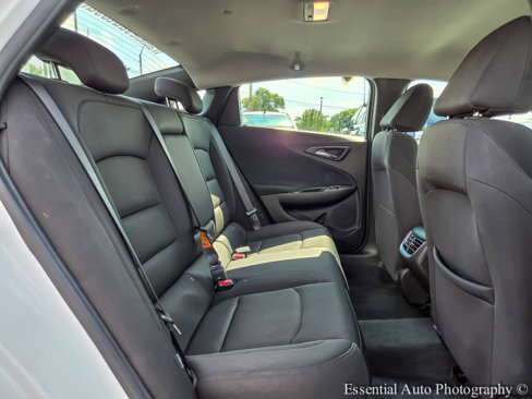 Used 2023 Chevrolet Malibu LT image 30