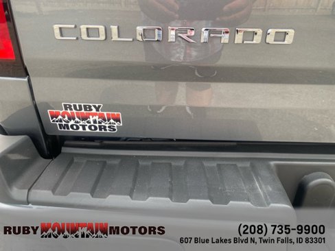 Used 2022 Chevrolet Colorado LT w/ Fleet Safety Package image 13