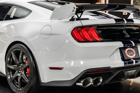 Used 2021 Ford Mustang Shelby GT500 w/ Carbon Fiber Track Pack image 34