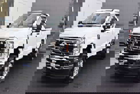 New 2025 Ford F250 XLT w/ 360-Degree Camera Package image 13