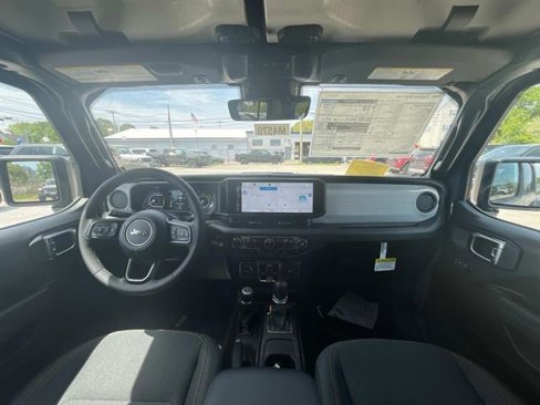 New 2025 Jeep Gladiator Sport image 7