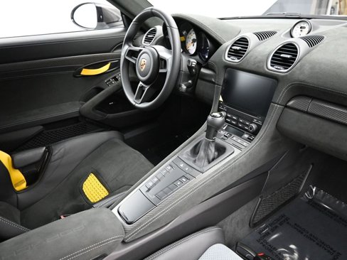 Certified 2024 Porsche 718 Cayman GT4 RS image 10