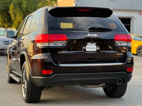 Used 2019 Jeep Grand Cherokee Limited image 3